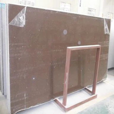 Smeđi kvarcni ploča