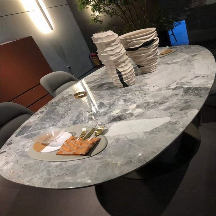 Dining room table